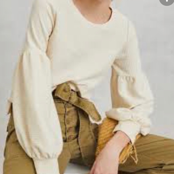 Anthropologie Tops - Anthropologie Bayleigh Cropped Cream Top